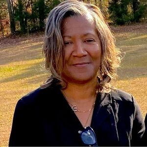 Meet your Posher, Laurean